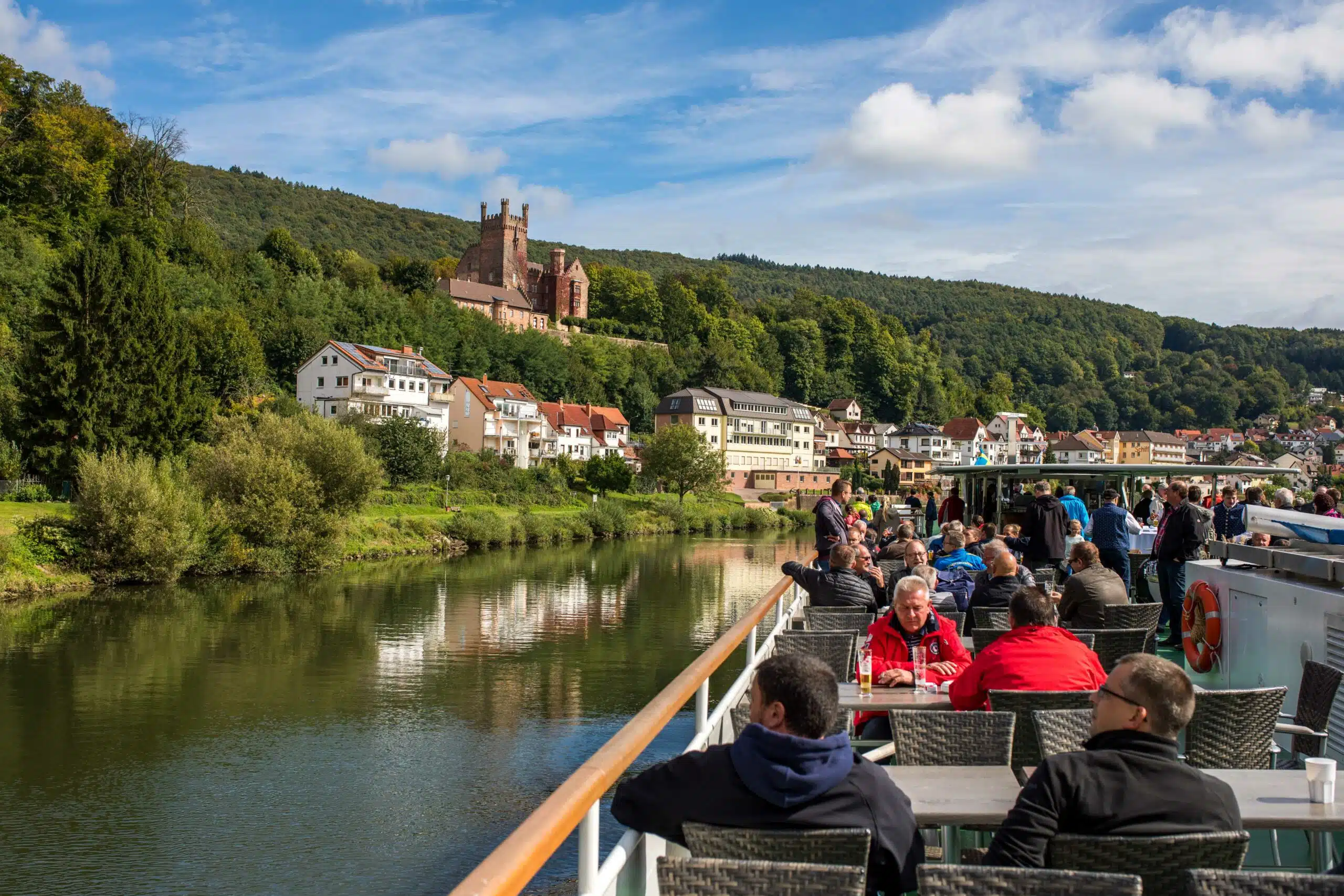 Fahrt Neckarsteinach Oberdeck